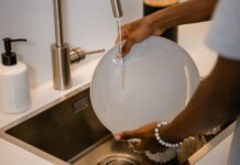 Czym charakteryzuje się ekologiczny płyn do mycia naczyń