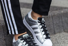Stylizacje z adidas Superstar - do czego nosić popularne sneakersy?
